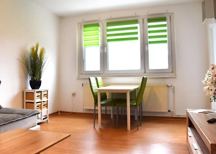 Guwo Gaestewohnung Platanenstrasse 1 شقة غوين