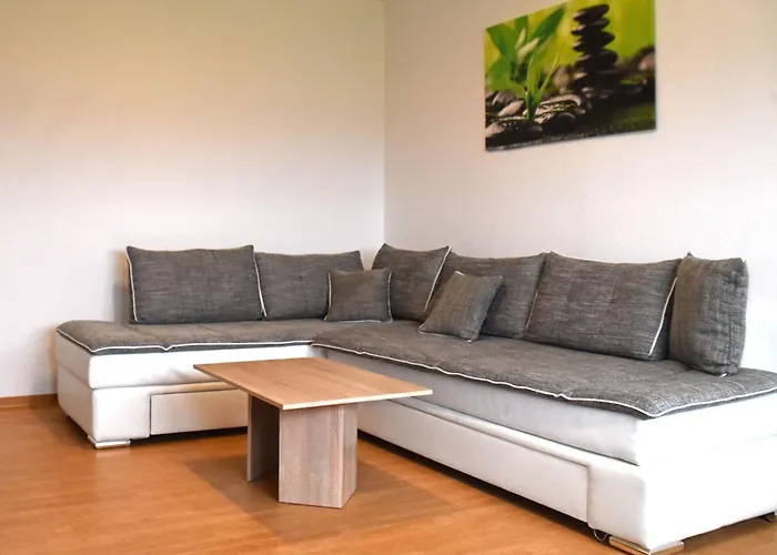 شقة Guwo Gaestewohnung Platanenstrasse 1 غوين